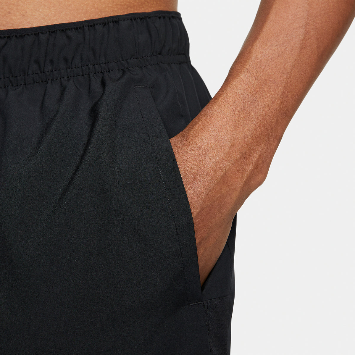 Nike Challenger 7in Pantaloncini Black/Reflective Silver